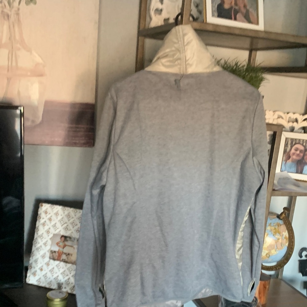 Xersion Metallic Cream and Gray Puffer Jacket - Picture 3 of 3